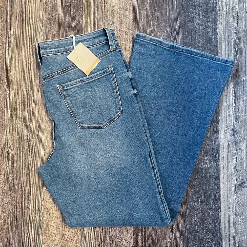 NWT Lauren Conrad super high rise flare jeans